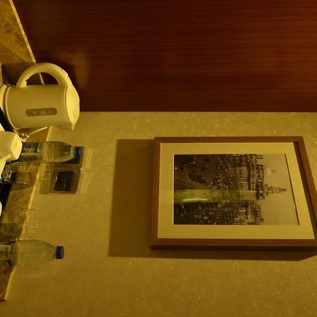 Yitel Ningbo Old Bund Hotel Екстериор снимка