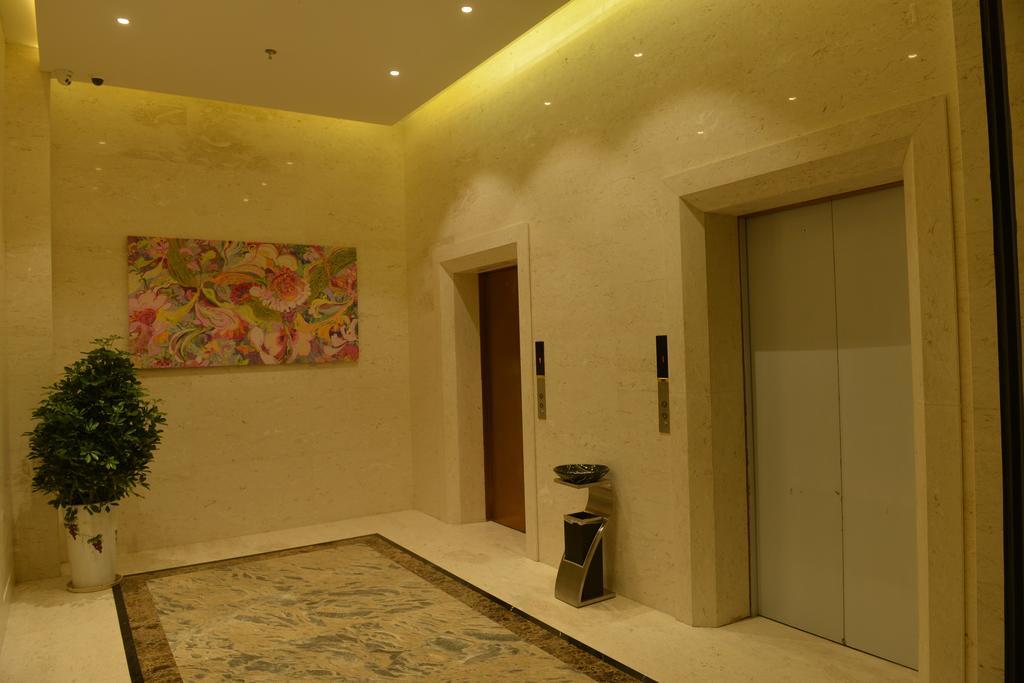 Yitel Ningbo Old Bund Hotel Екстериор снимка