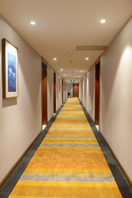 Yitel Ningbo Old Bund Hotel Екстериор снимка
