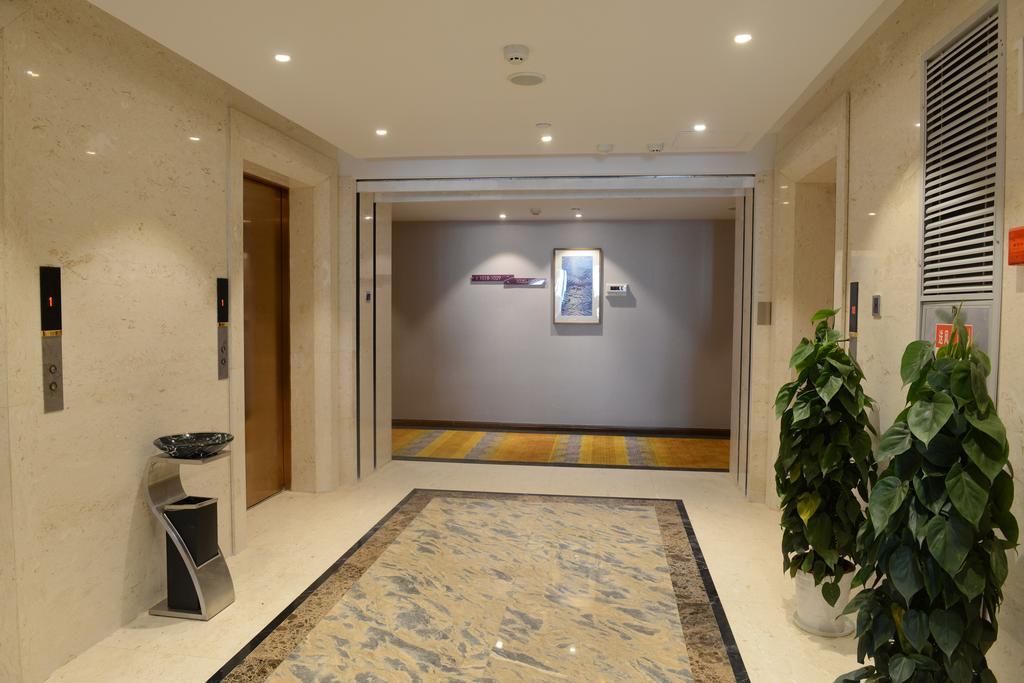 Yitel Ningbo Old Bund Hotel Екстериор снимка